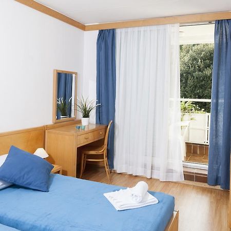 Resort Duga Uvala Pavicini Экстерьер фото
