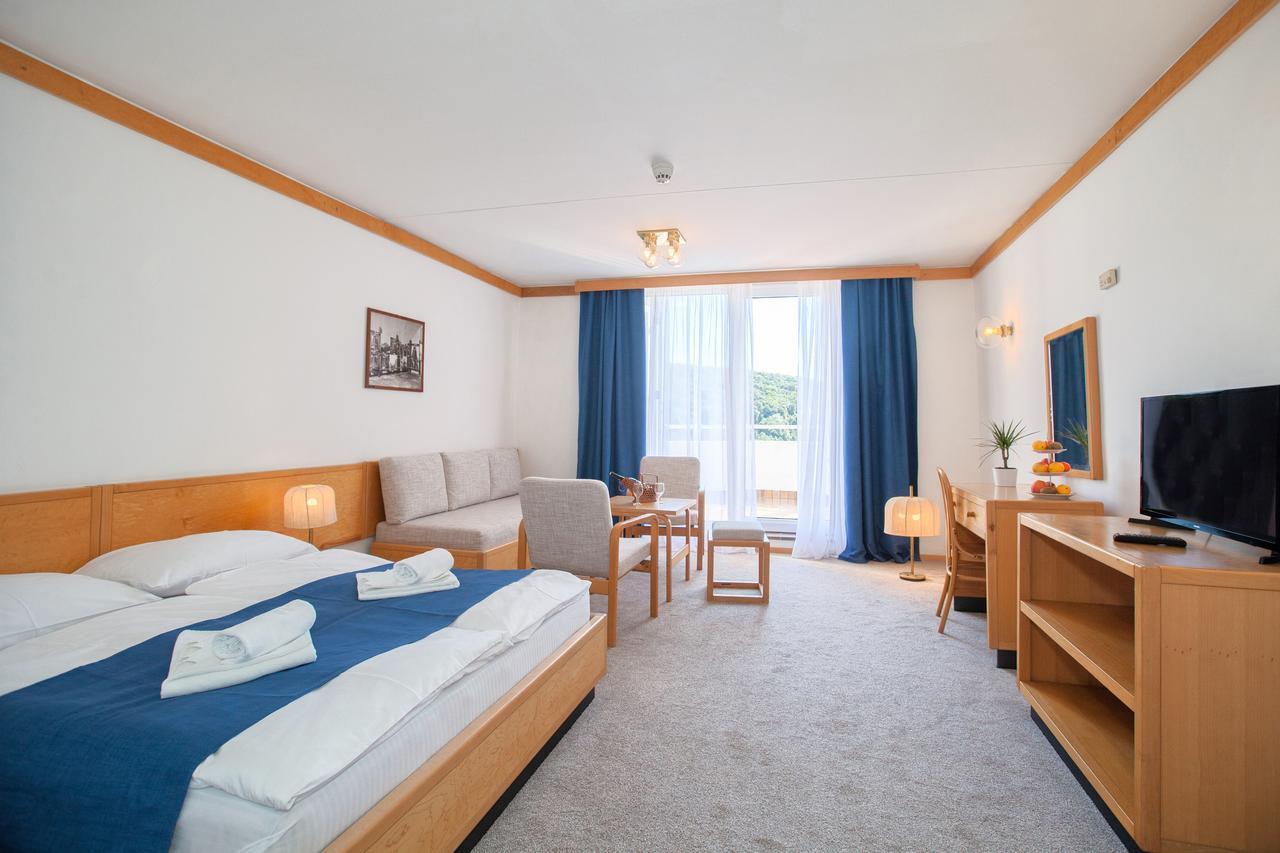 Resort Duga Uvala Pavicini Экстерьер фото