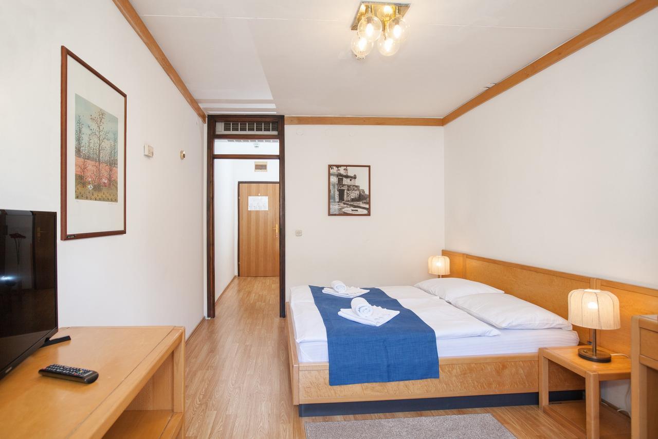 Resort Duga Uvala Pavicini Экстерьер фото