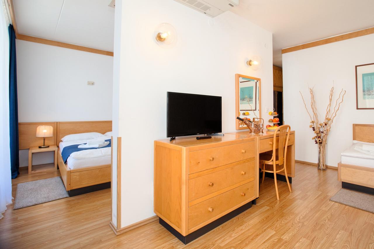 Resort Duga Uvala Pavicini Экстерьер фото