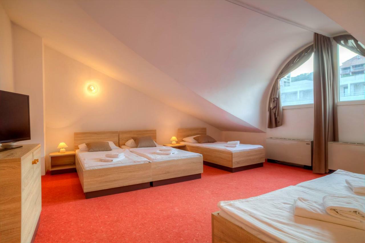 Resort Duga Uvala Pavicini Экстерьер фото