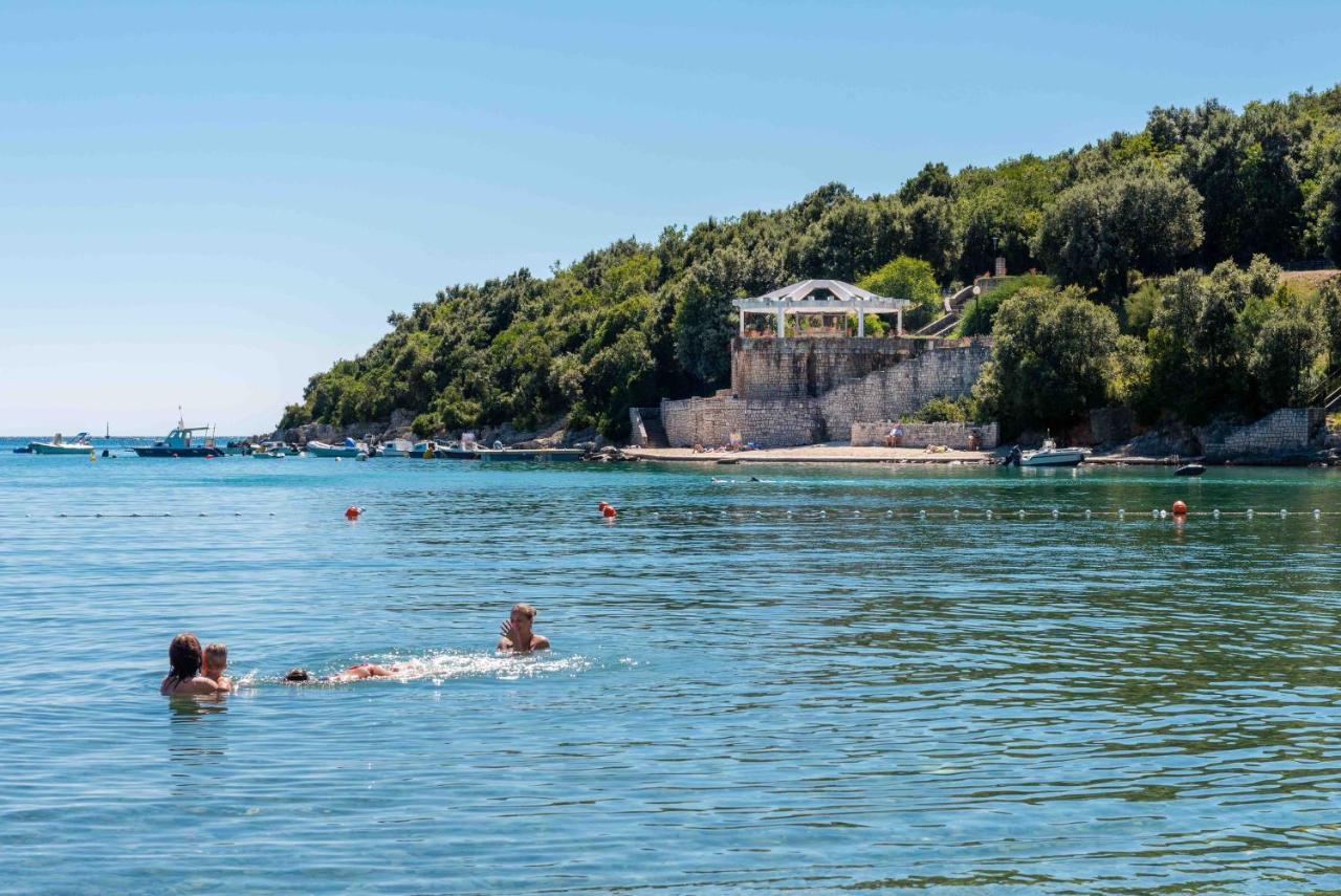 Resort Duga Uvala Pavicini Экстерьер фото