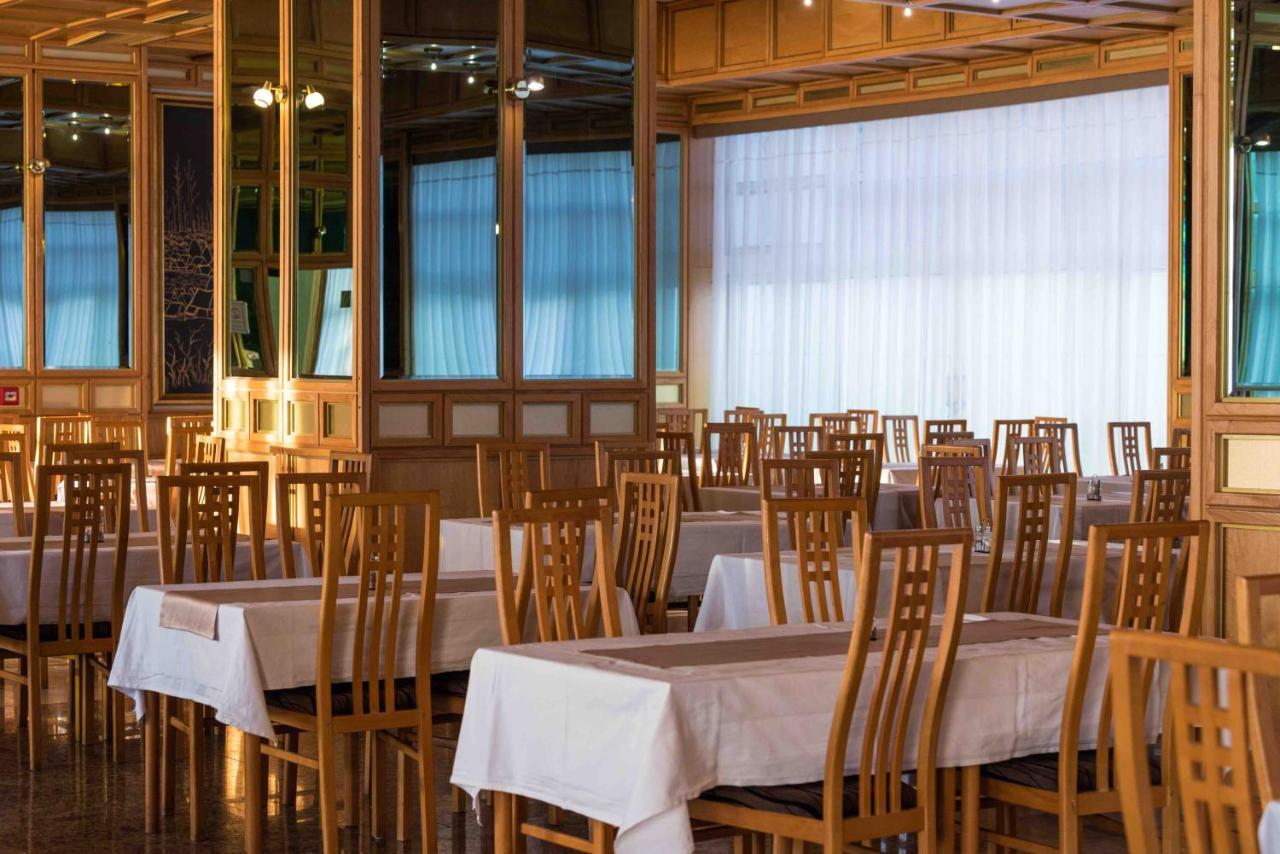 Resort Duga Uvala Pavicini Экстерьер фото