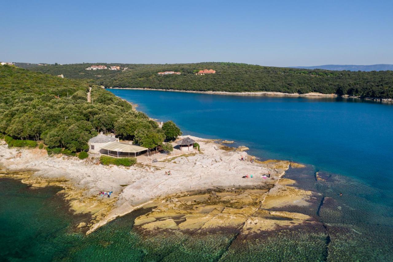 Resort Duga Uvala Pavicini Экстерьер фото
